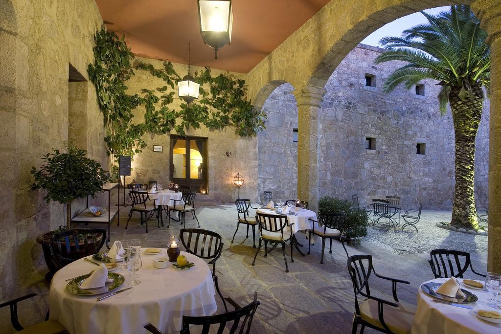Parador De Jarandilla De La Vera Εξωτερικό φωτογραφία