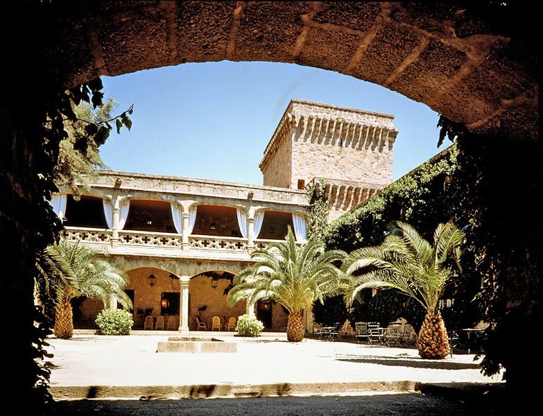 Parador De Jarandilla De La Vera Εξωτερικό φωτογραφία