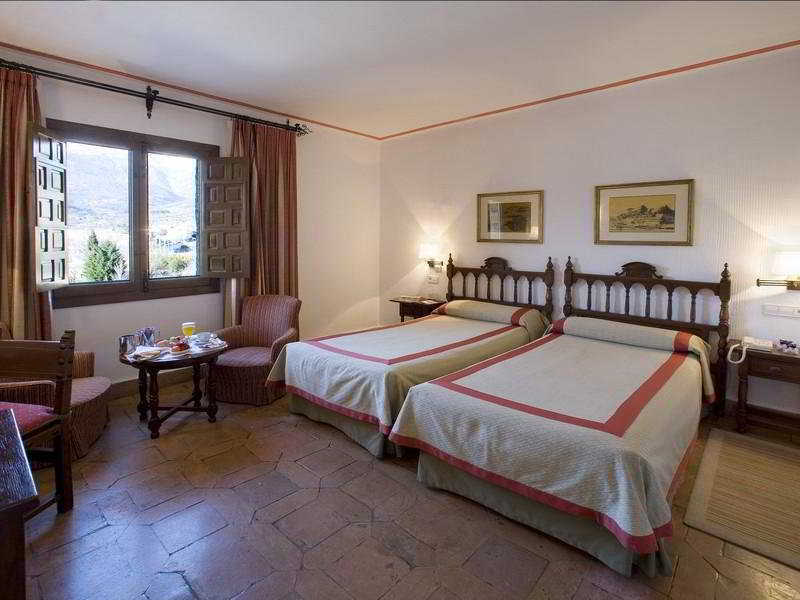 Parador De Jarandilla De La Vera Εξωτερικό φωτογραφία